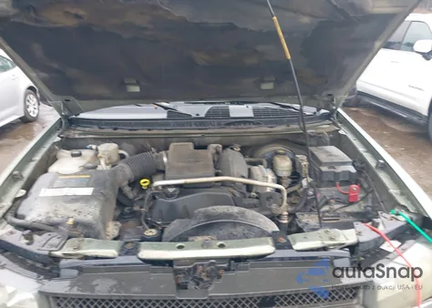 2004 Chevrolet Trailblazer Ls z USA, uszkodzony, nr VIN 1GNDS13S242438194